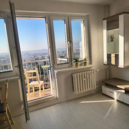 8 Pietro Nad Miastem Apartamento *